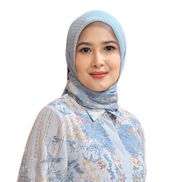 Ekky Ghea N, S.I.Kom
